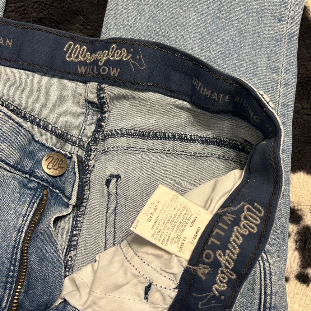 Wrangler Willow Riding Jeans - Picture 2 of 3
